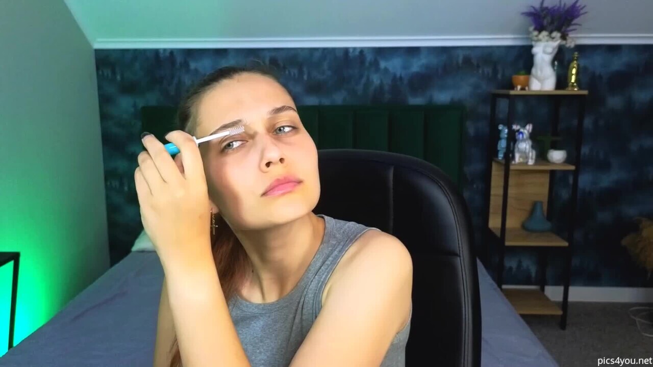 Sonya__bladee