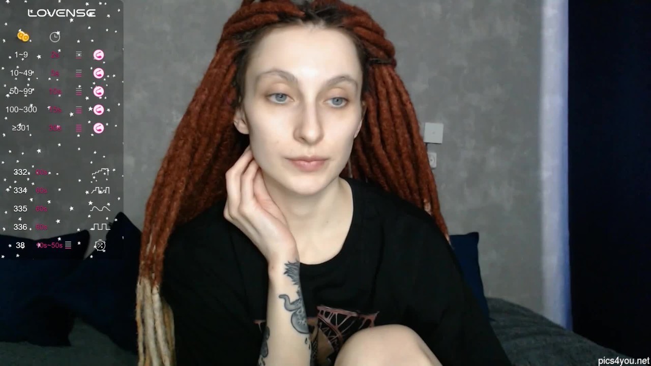 Effy_gray
