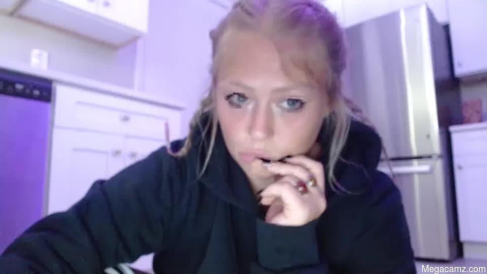 Sneakyalicek