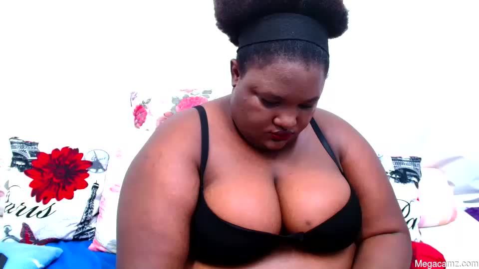 Chubbyboobs25