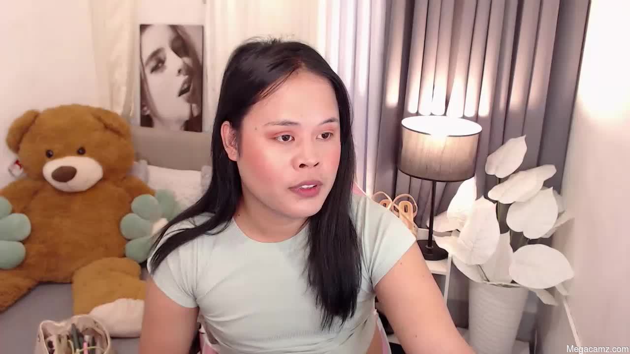Arella_babes