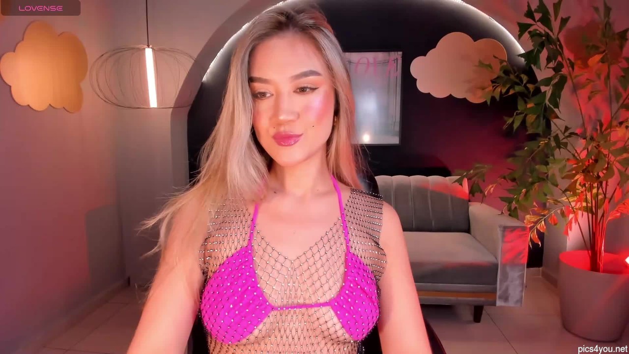 Rebeccahudson_