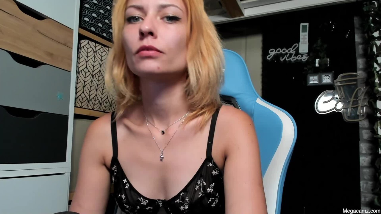 Karoline121