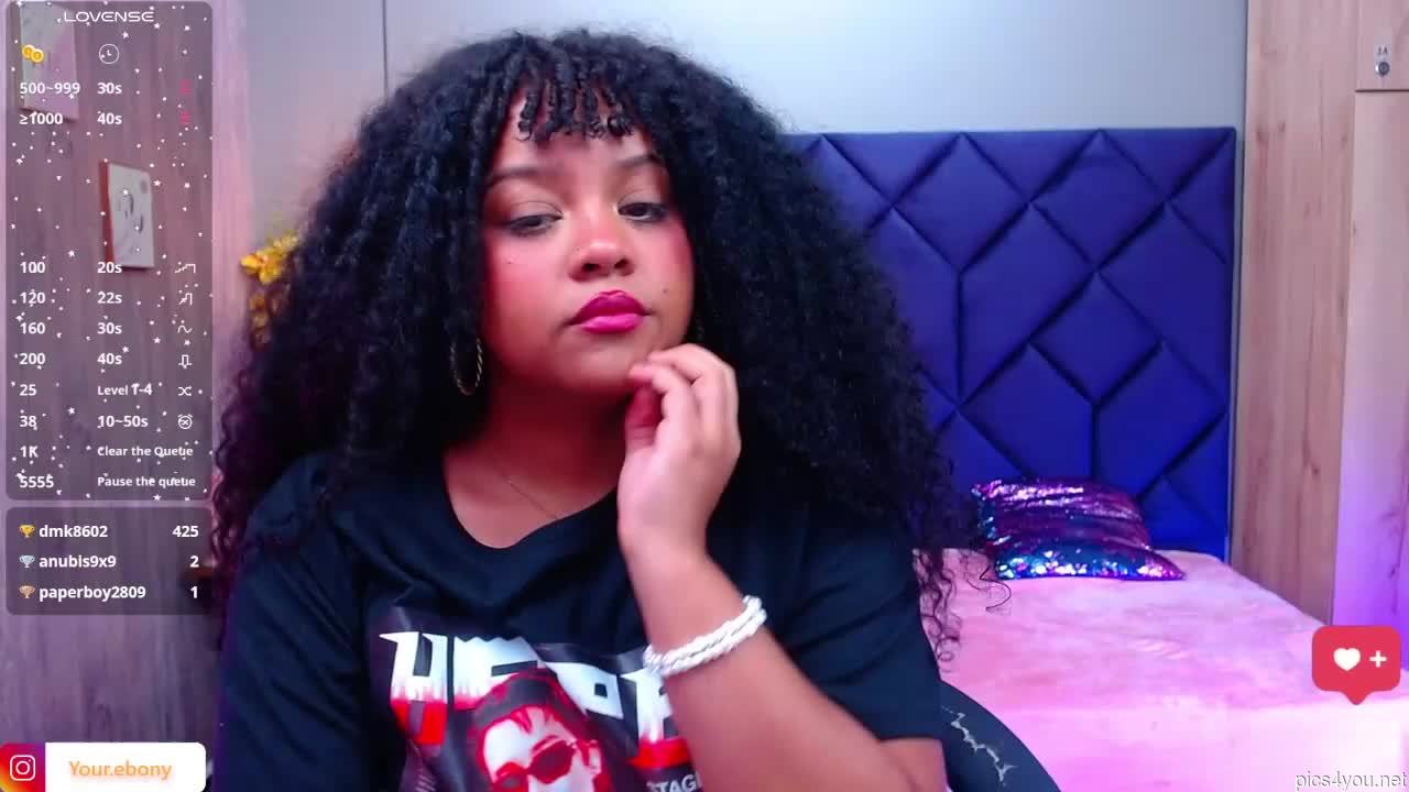 Aisha_violet