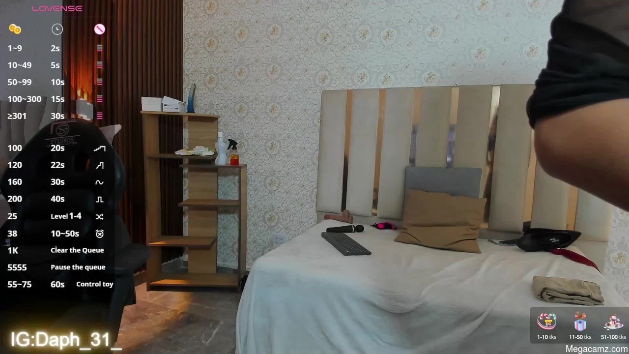Daphnne_tay