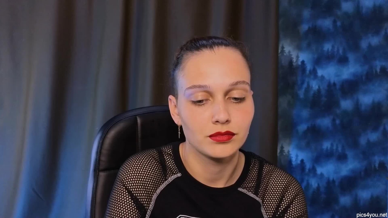 Sonya__bladee