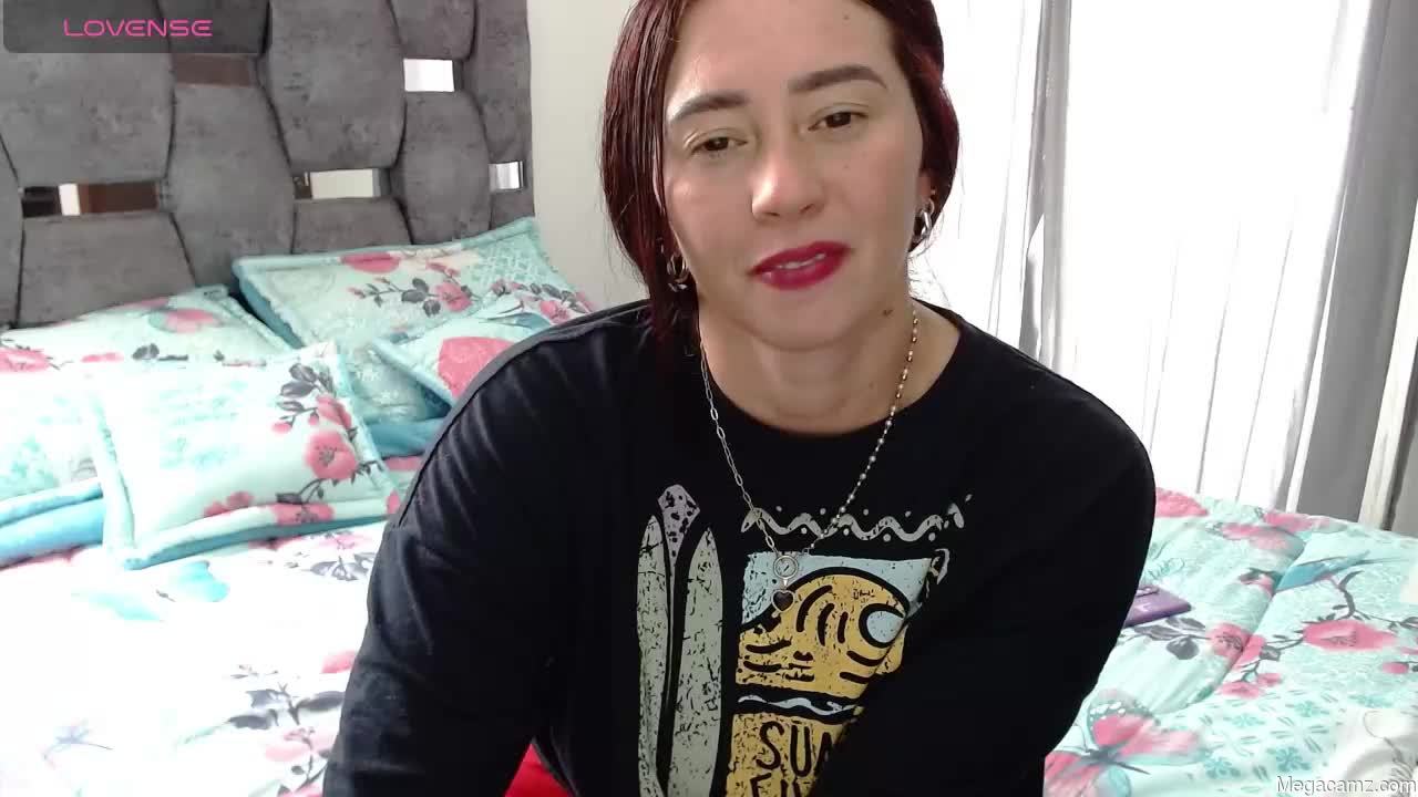 Sarahott_1