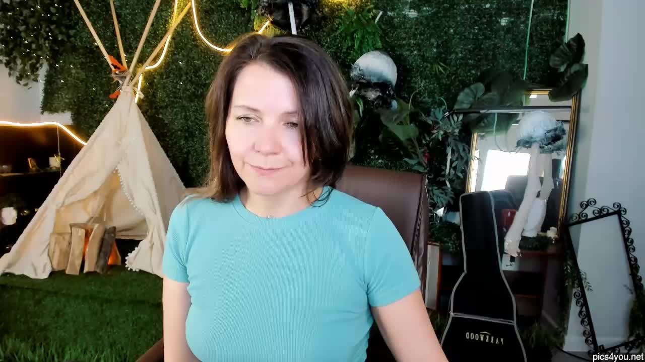 Nicolehits