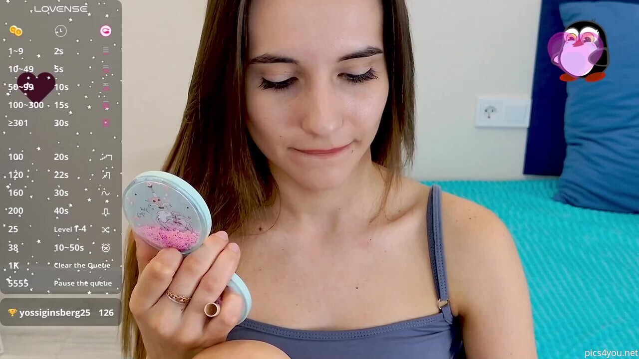 Aliceweiss_