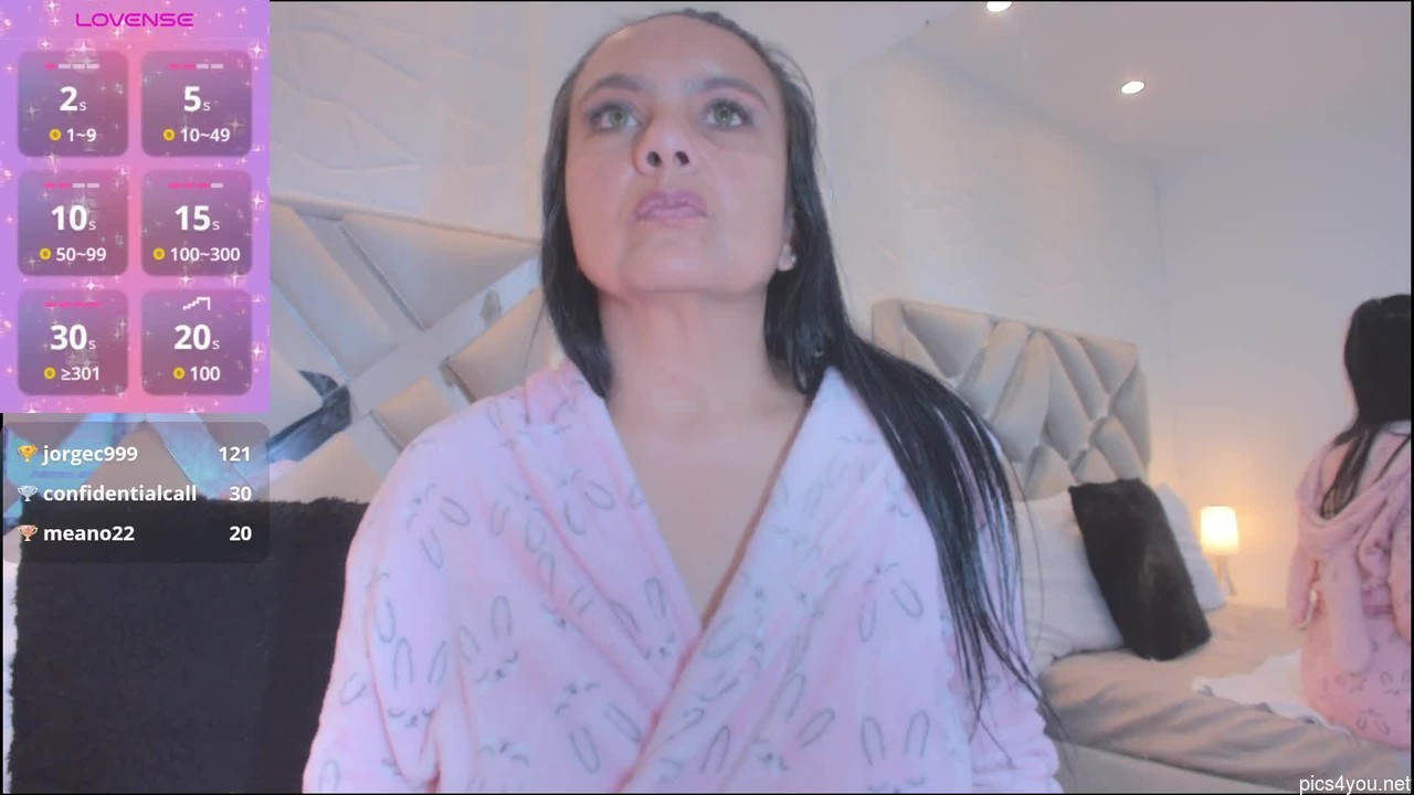 Raquel_moore