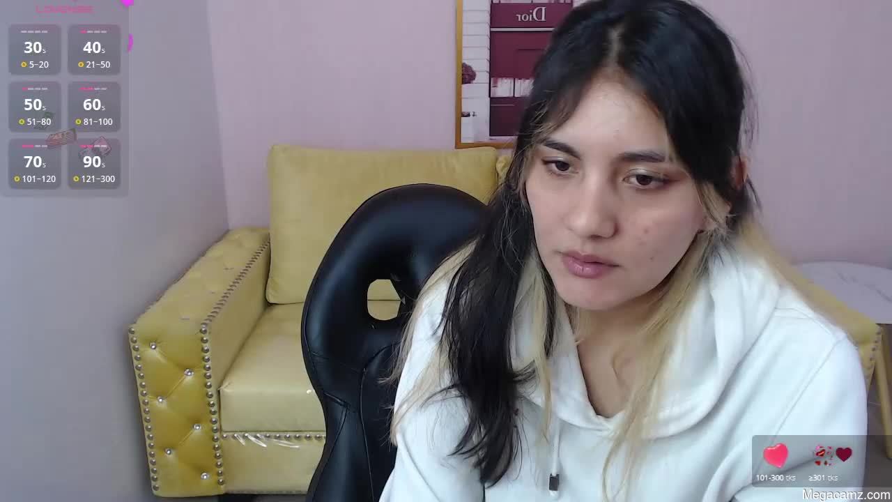 Lia_hank_ch