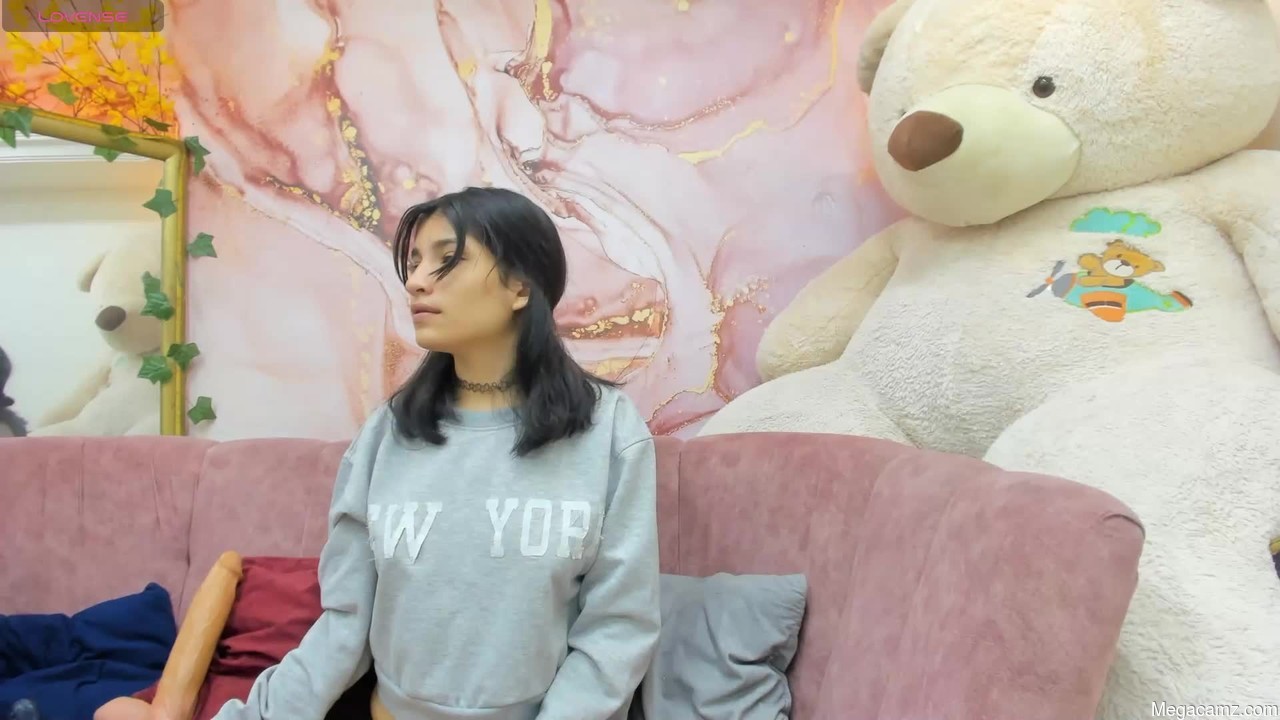 Girlwannamore