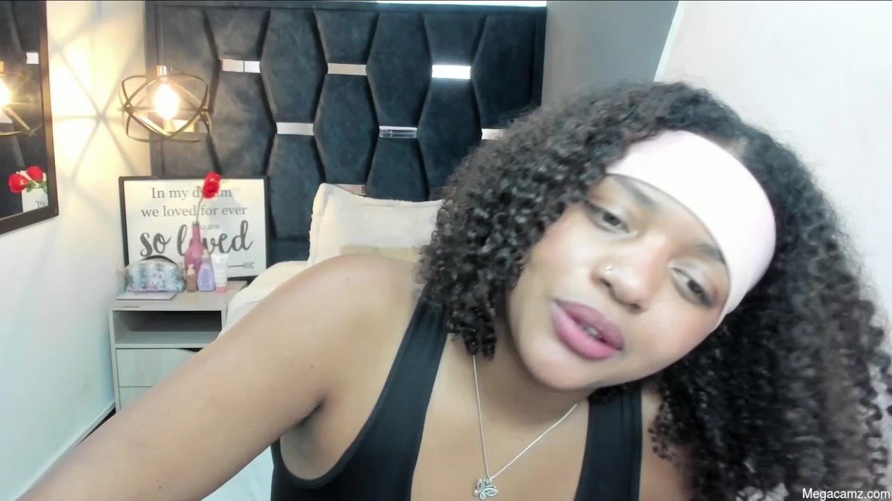 Natasha_rose__
