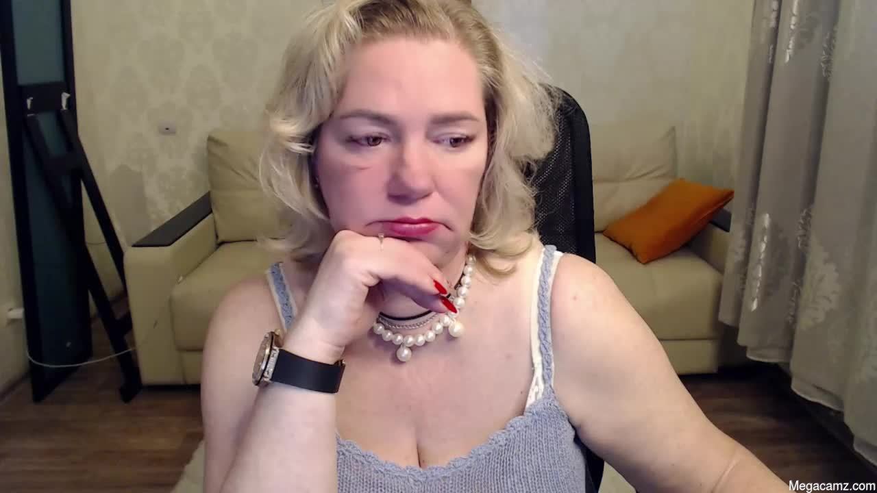 Unsual_milf