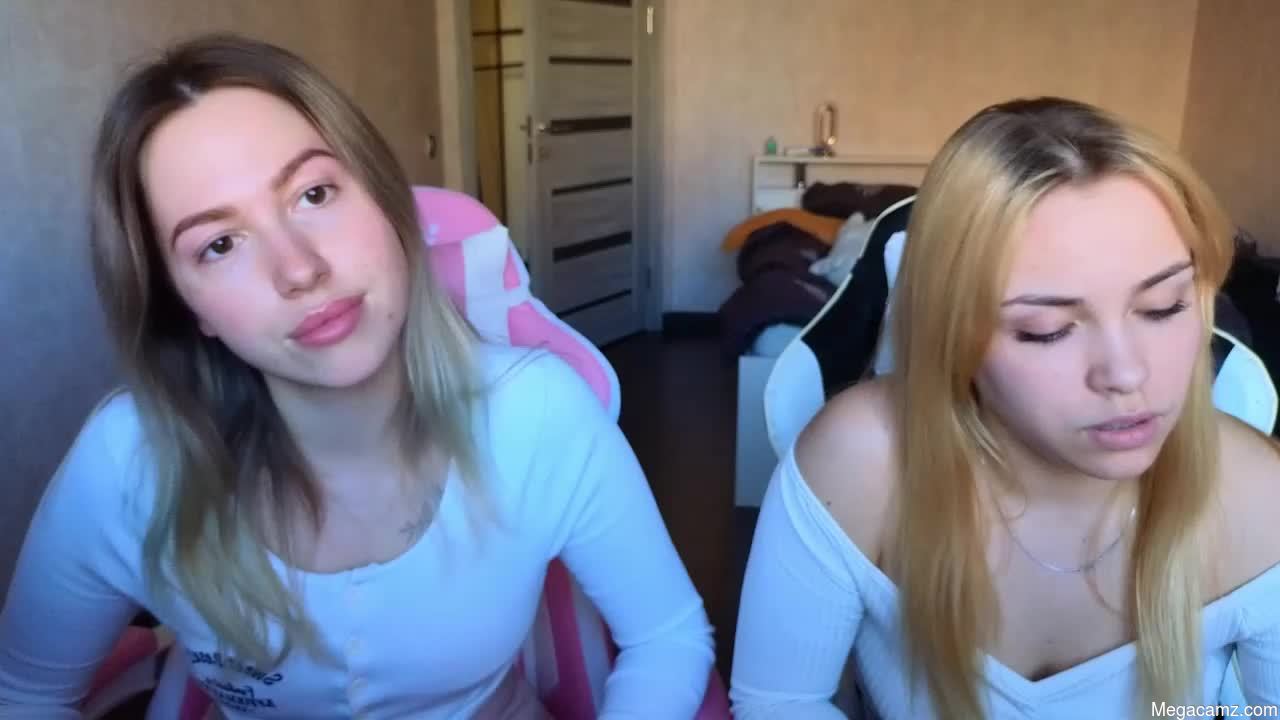 Stefany_and_bettany