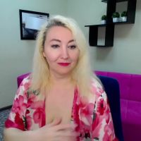 Lova_blonde
