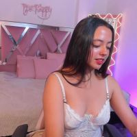 Laraa_tay