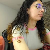 Kitty_curly
