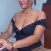 Queenalya_