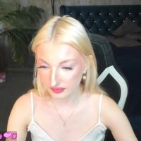 Sarrah_blush