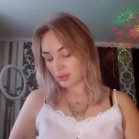 Blonde_temptation