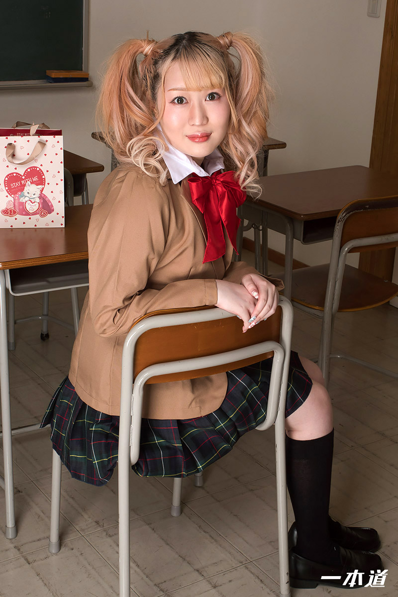 aya-tanaka-4.jpg