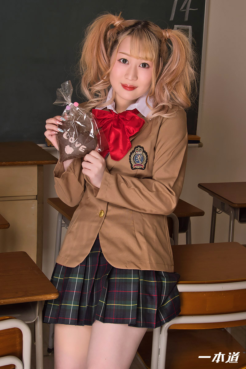 aya-tanaka-1.jpg