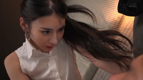 52166-【AI巨星性体验】人工智能❤️让女神下海不是梦之百变女神『迪丽热巴』情色剧情《黑丝制服OL爱骑乘》.jpg