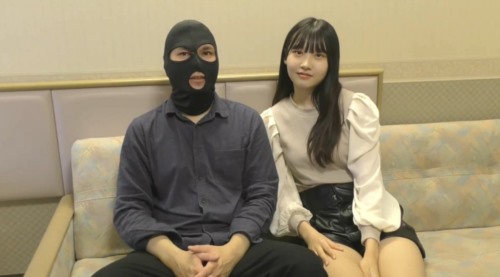 54288-最新流出FC2-PPV系列爱笑的美院花季美少女学生嫩妹酒店援卝交玩COS女警制卝服无套中卝出内卝射无卝毛嫩卝逼.jpg