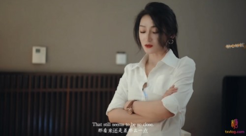 54648-最新超人气女神小江疏影《多乙》❤️淫卝荡卝女主编被无名作家老王无套diǎo穴.jpg