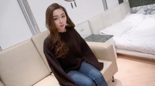 55897-什么叫女人味？韵味少卝妇拥有独特气质的女人味气息！FC2PPV系列流出高质量女性【纯欲型的少卝妇】被卝操得眼神迷离的样子，欲罢不能.jpg