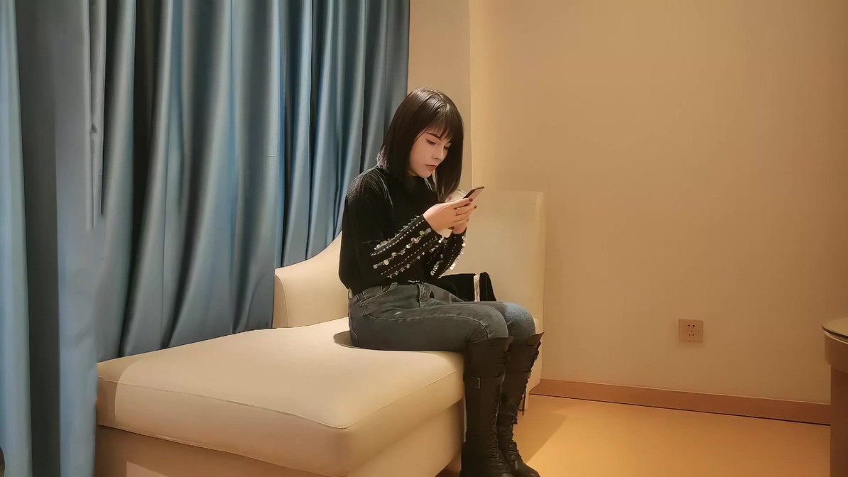 qrj0i7.jpg