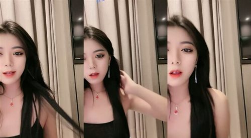 63986-顶级颜值网红女模特【女模小草莓】无套狂干操出白浆~激情大战特写吃吊猛怼骚穴主动骑乘位套.jpg
