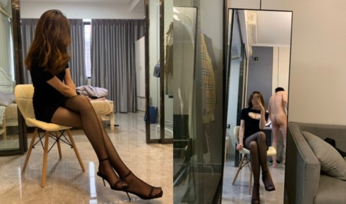 59543-露脸才是王卝道！某航空卝姐颜值天花板完美身材上班时是女神下班就成为老板母狗~喝尿啪啪侮辱调卝教很反差.jpg