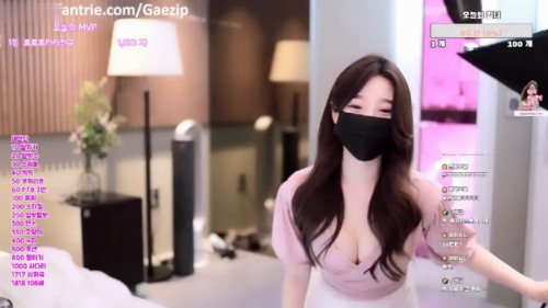 kbj070130_housegirl.jpg