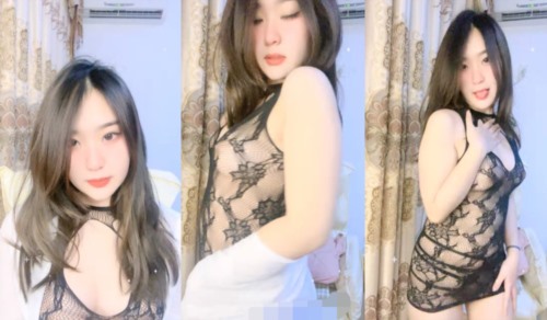 57777-新人女神❤️【小狐狸烧烧】!骚舞抖奶~道具自卝慰~流浆喷水~高歌艳卝舞吐舌挑逗诱卝惑❤️和尚看了也要射.jpg