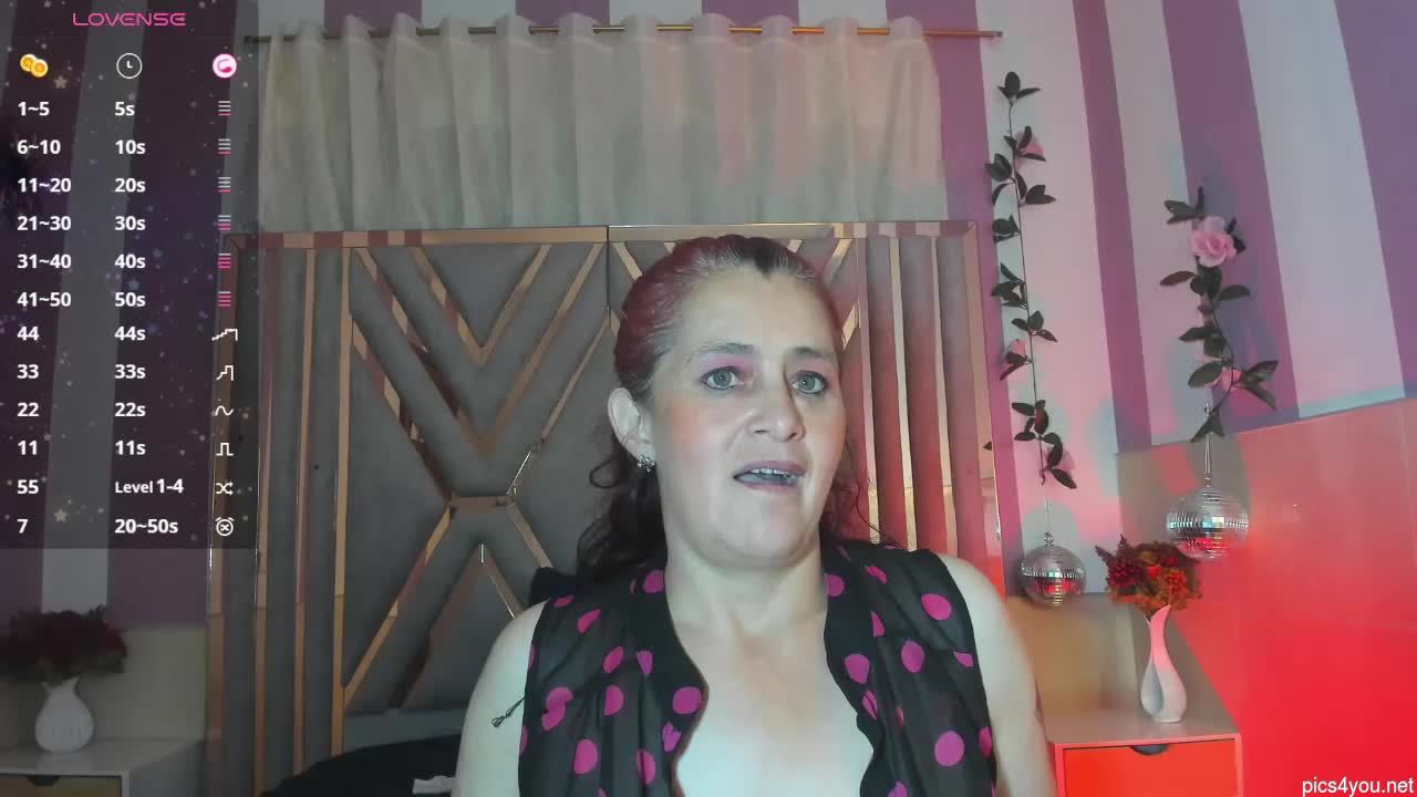 Elena_hall