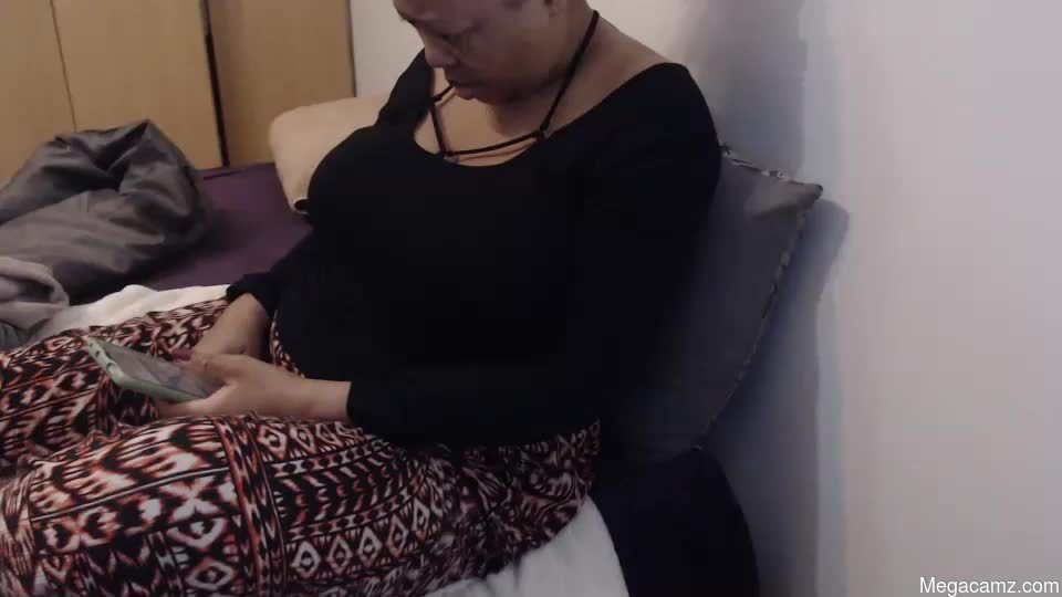 Xxxbustybabe27x
