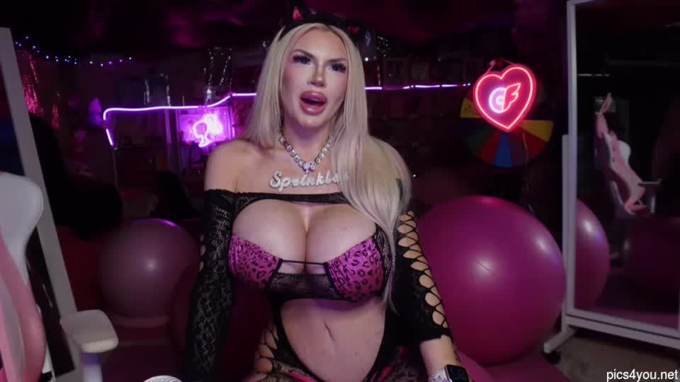 Plasticfuckdoll