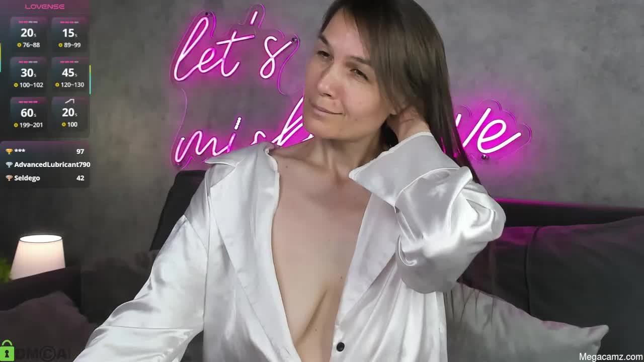 Lillian_white1