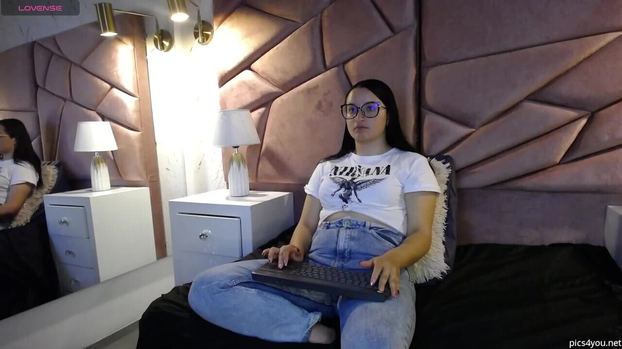 Megan_blue5