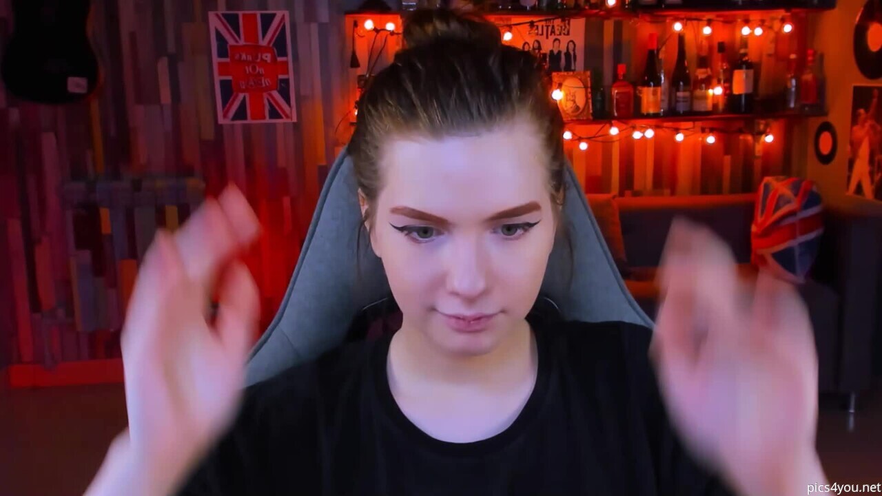 Aliceinredsquare
