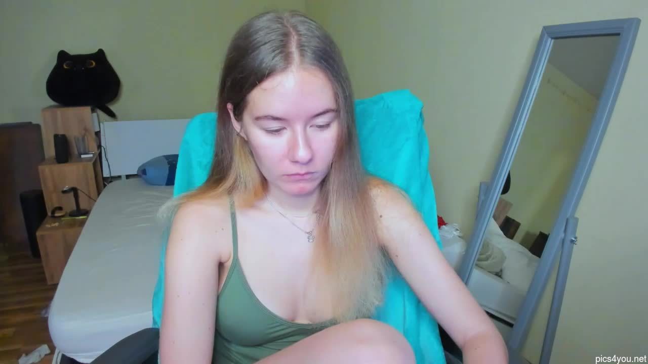 Emilyy____