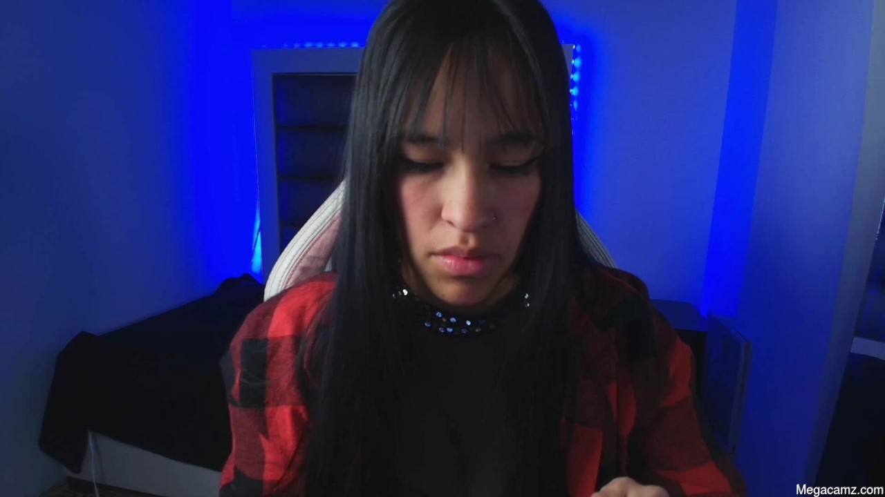 Andrea_brunette_