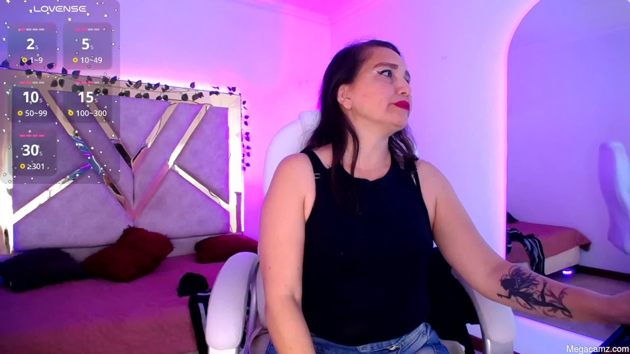 Alexamoon__