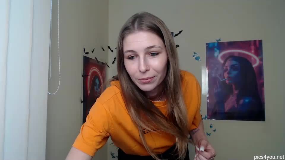 Stranger_giirl