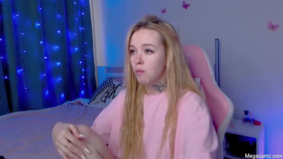 Naughty_mablee