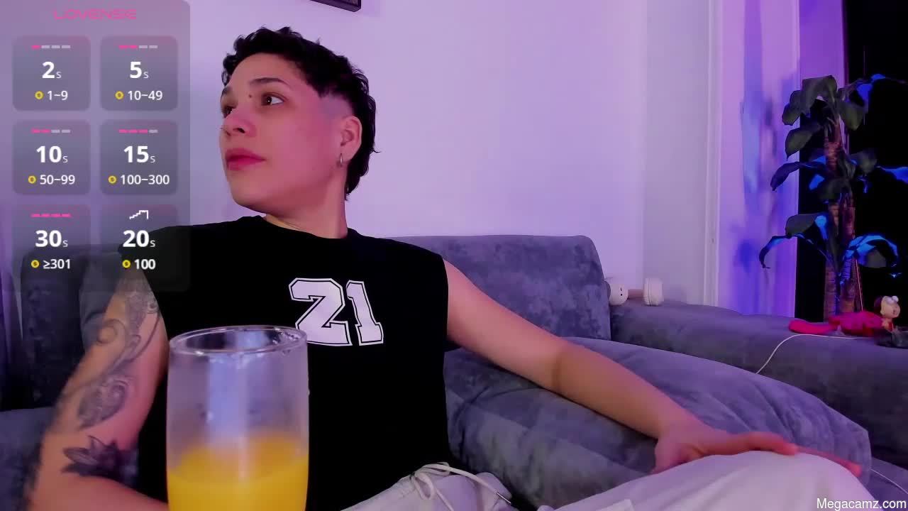 Laura_r23