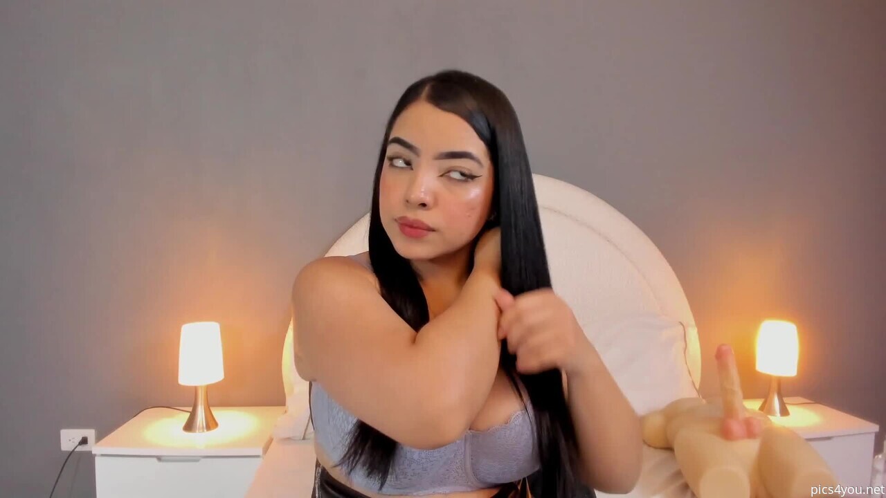 Eva_bigboobs_